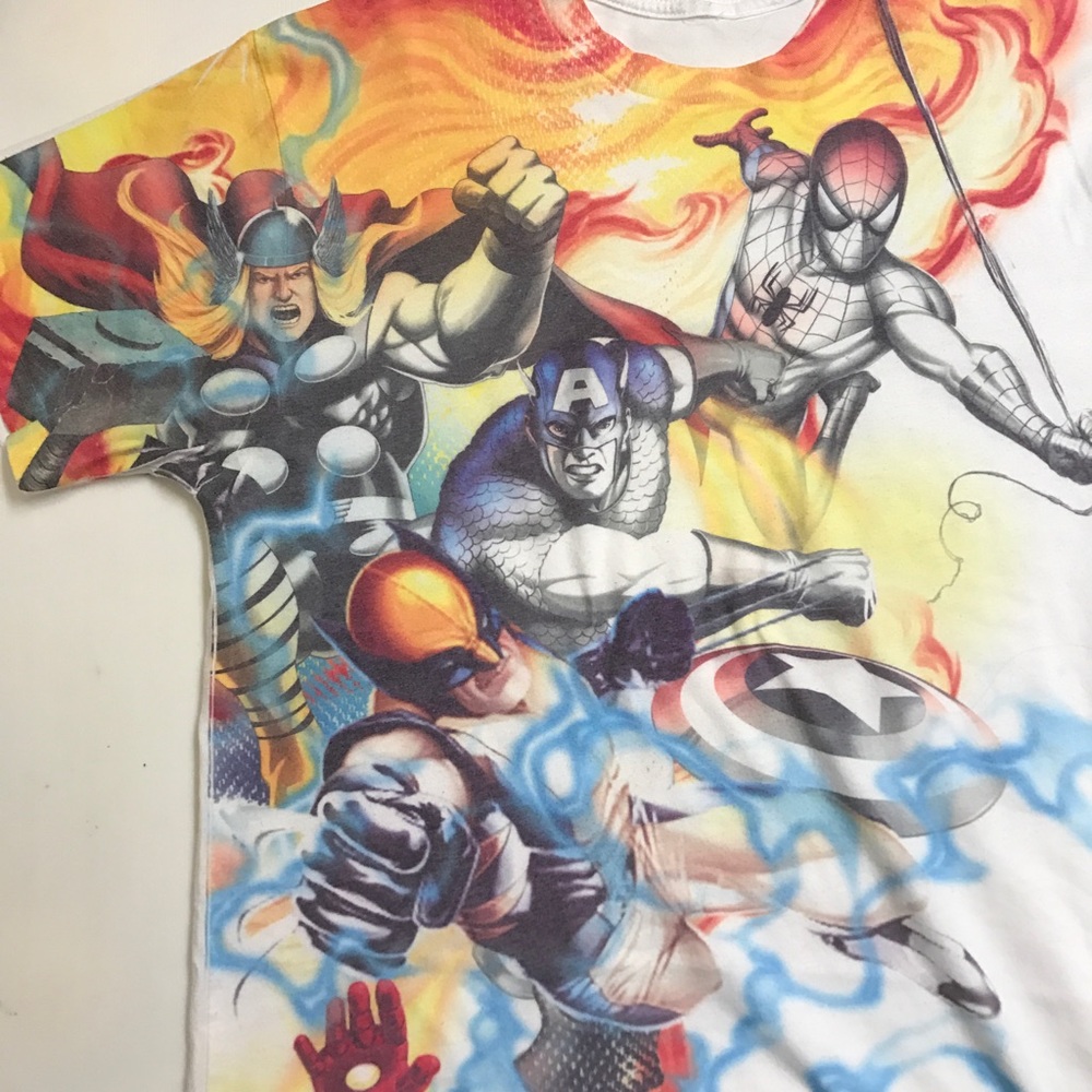 Vintage Airbrush superhero tee